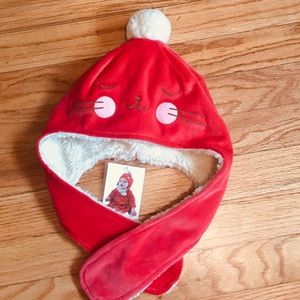 NWT Zutano fuzzy fleece hat